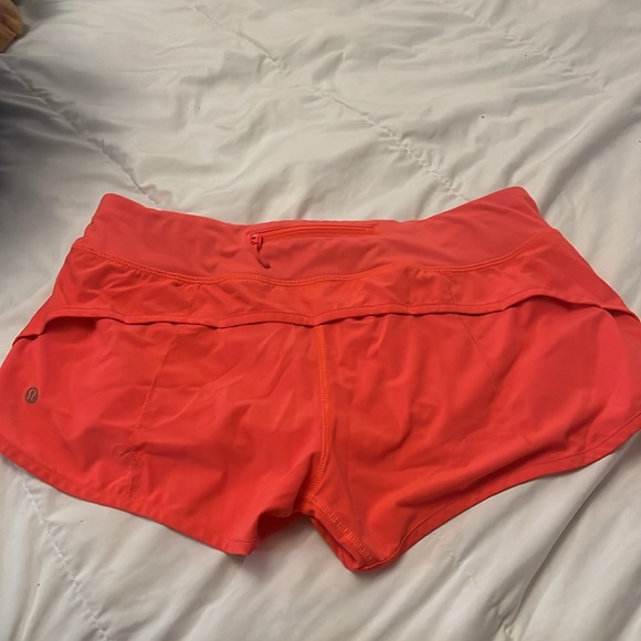 Lululemon Seep Up Low Rise Shorts - Picture 5 of 5